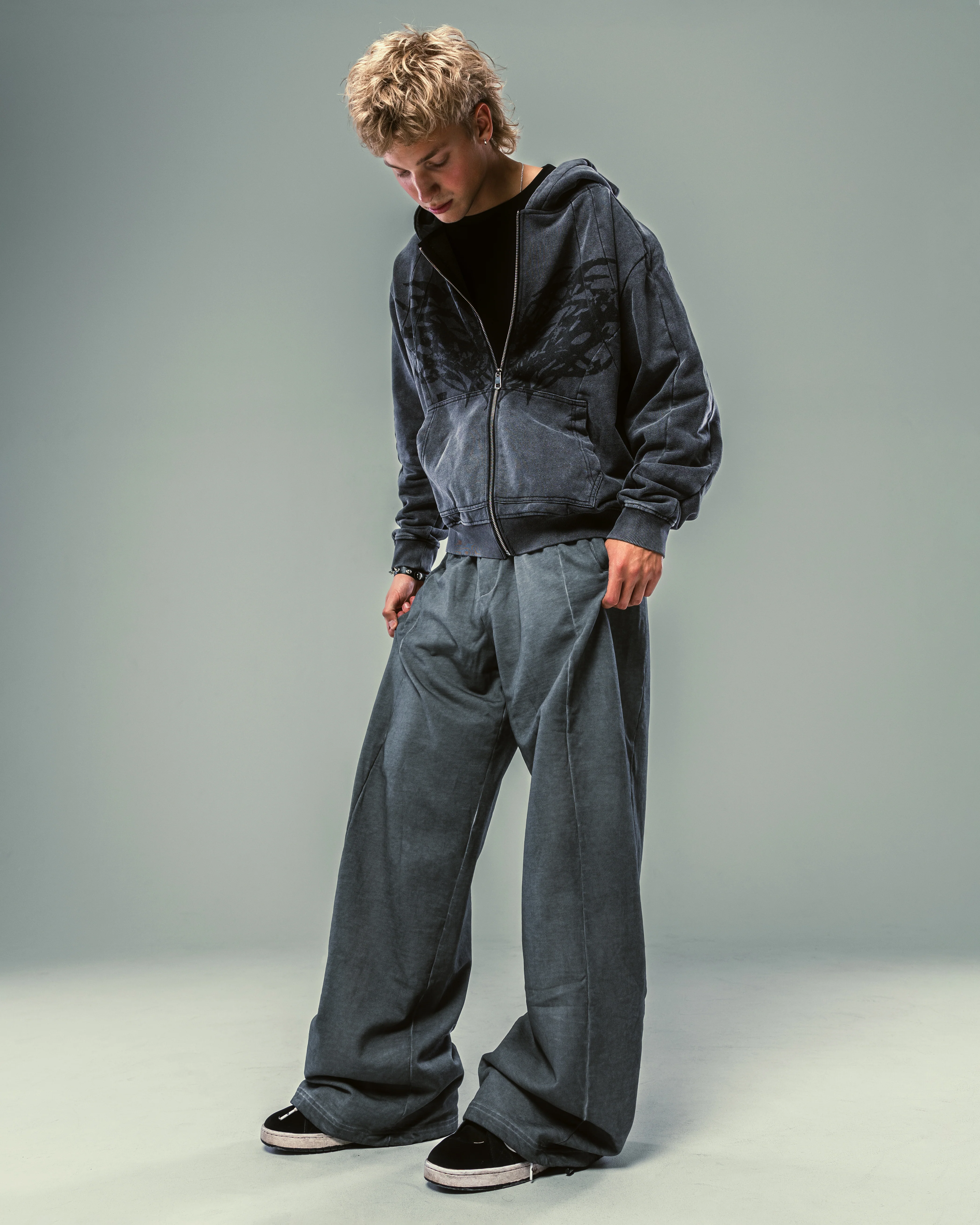 Ash Washed Basic Sweatpants - Image 4